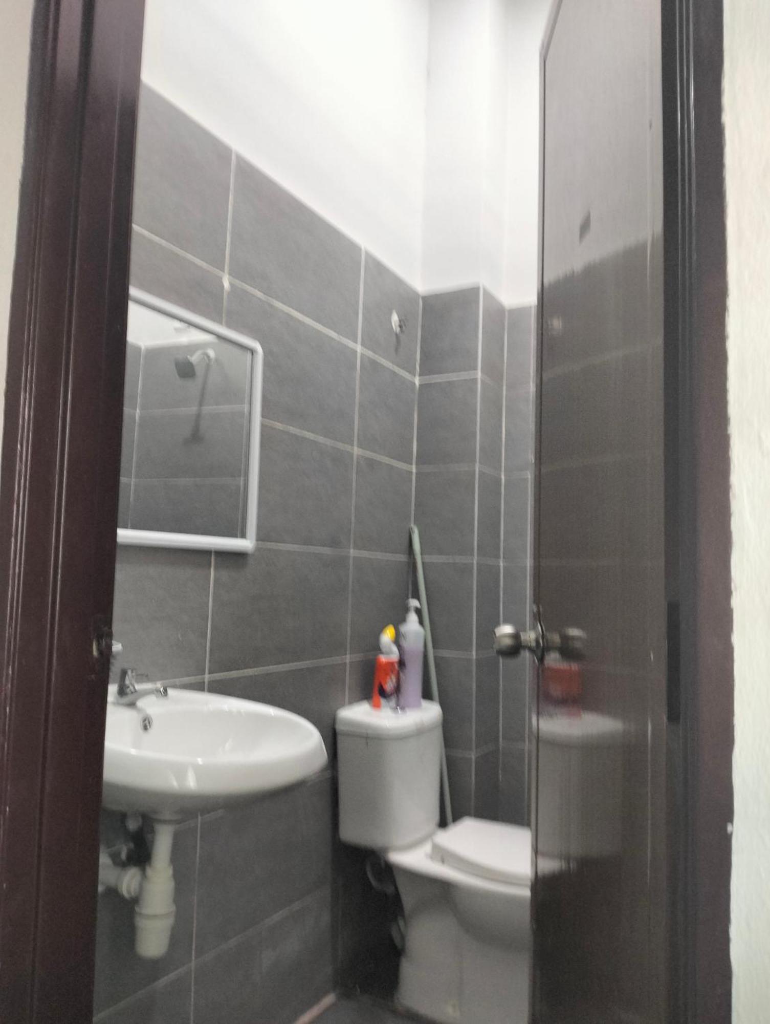 D'Sara Homestay Fully Furnished 3 Bedrooms All Aircond 2 Miles Centre Chukai Екстериор снимка